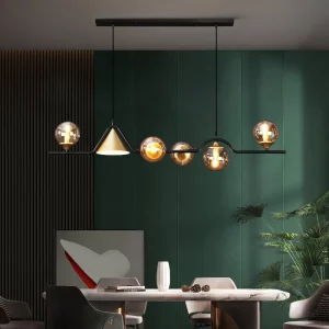 Suspension luminaire métal noir verre teinté style industriel moderne salon salle à manger éclairage design lumière chaleureuse élégance naturelle Suspension luminaire métal noir verre teinté style industriel moderne salon salle à manger éclairage design lumière chaleureuse élégance naturelle