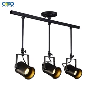 Plafonnier suspendu métal noir doré style industriel projecteurs ajustables éclairage focalisé moderne salon cuisine bureau design épuré élégant Plafonnier suspendu métal noir doré style industriel projecteurs ajustables éclairage focalisé moderne salon cuisine bureau design épuré élégant