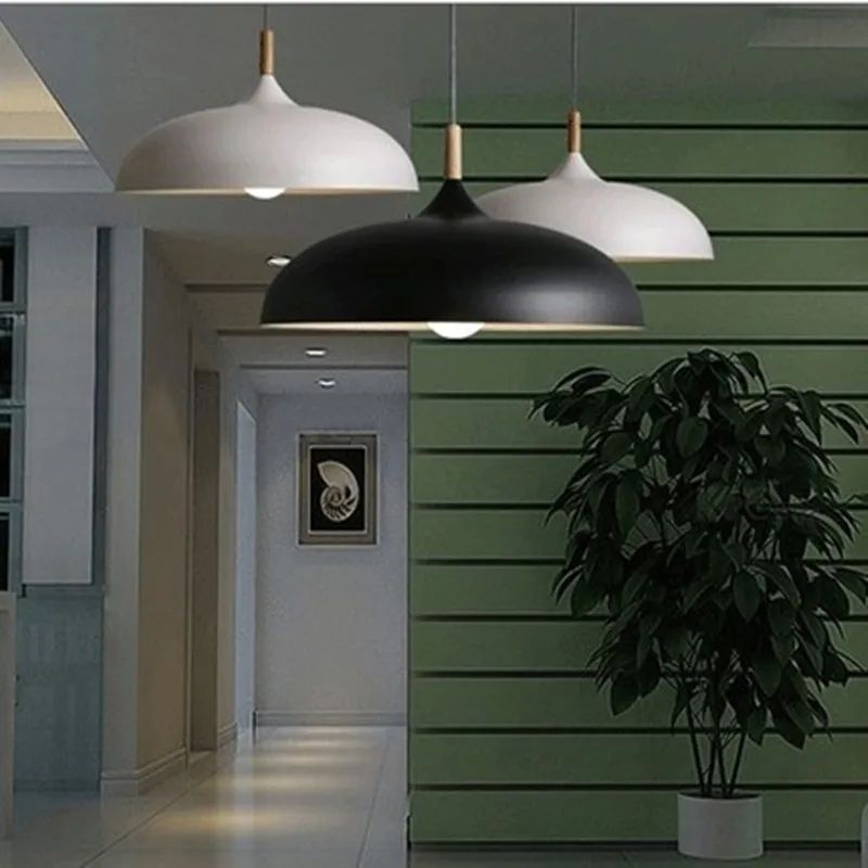 Plafonnier bois nordique aluminium abat-jour design minimaliste suspensions éclairage chaleureux salon salle à manger chambre Art déco
