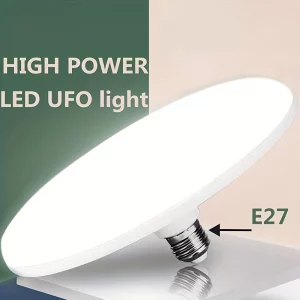 Plafonnier LED UFO en bois naturel  design moderne et épuré  idéal pour salon ou bureau  lumière douce et économique