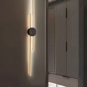 Applique murale LED design minimaliste moderne en métal luminaire décoratif élégant pour chambre salon ou couloir Applique murale LED design minimaliste moderne en métal luminaire décoratif élégant pour chambre salon ou couloir