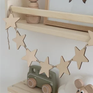 Guirlande étoiles en bois naturel décoration murale nordique style scandinave chambre enfant espace jeu ambiance chaleureuse design minimaliste bois clair cordon naturel occasion fête anniversaire Noël Pâques Valentine salon chambre Guirlande étoiles en bois naturel décoration murale nordique style scandinave chambre enfant espace jeu ambiance chaleureuse design minimaliste bois clair cordon naturel occasion fête anniversaire Noël Pâques Valentine salon chambre