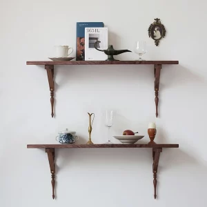 Étagère murale en bois massif style français  design vintage  rangement décoratif pour salon  bureau ou couloir  étagères sculptées en noyer  fonctionnalité élégante