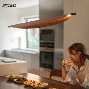 Suspension en bois LED design moderne minimaliste éclairage chaleureux salon chambre cuisine épuré contemporain naturel élégant
