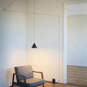 Suspension lumière design moderne minimaliste chrome salon bureau éclairage intérieur élégant Suspension lumière design moderne minimaliste chrome salon bureau éclairage intérieur élégant