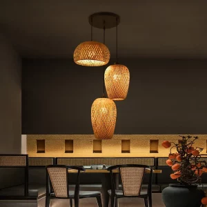 Suspension en rotin design bohème contemporain luminaire décoratif éclairage chaleureux pour salon chambre salle à manger 3 abat-jours naturels Suspension en rotin design bohème contemporain luminaire décoratif éclairage chaleureux pour salon chambre salle à manger 3 abat-jours naturels
