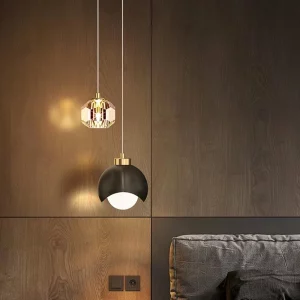 Suspension moderne en cristal et métal doré design nordique minimaliste salon chambre éclairage élégant luxe