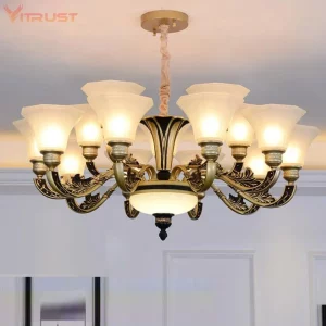 Lustre métal vintage rétro design classique baroque salon salle à manger éclairage luxueux décoration intérieure élégant
