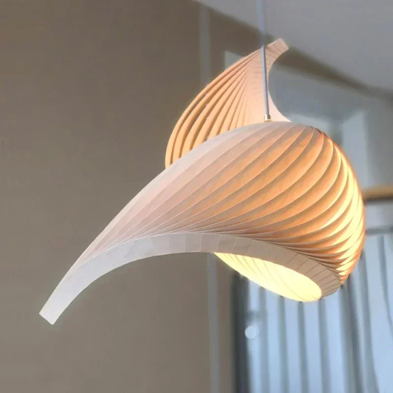 Suspension en bois design nordique moderne luminaire chambres salons éclairage chaleureux lumière douce élégance naturelle
