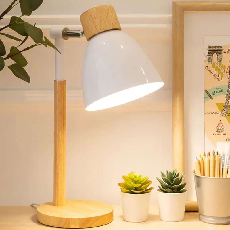 Lampe de table en bois et métal design scandinave moderne éclairage chaleureux salon chambre bureau décoration élégante
