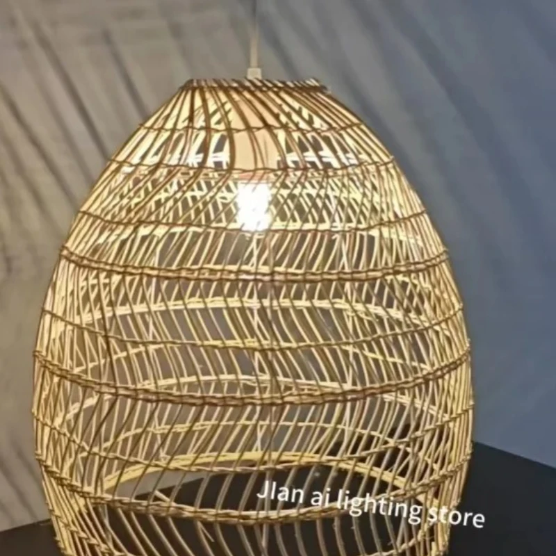 Suspension en rotin naturel design japonais luminaire chambres salon étude ambiance chaleureuse éclairage diffuse économies d’énergie luminaire déco intérieure