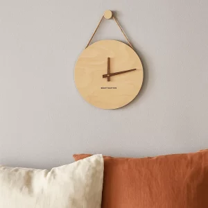 Horloge murale bois massif design nordique style minimaliste pour chambre salon décoration maison épurée horloge esthétique Horloge murale bois massif design nordique style minimaliste pour chambre salon décoration maison épurée horloge esthétique