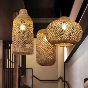 Lampe suspendue rétro tissée en bambou style art japonais luminaire salle à manger déco intérieure chaleureuse et naturelle Lampe suspendue rétro tissée en bambou style art japonais luminaire salle à manger déco intérieure chaleureuse et naturelle