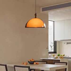 Suspension métal orange intérieur design moderne épuré cuisine salle à manger éclairage chaleureux économique élégant