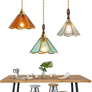 Suspension Vintage en Verre et Métal Design Tiffany Chambre à Manger Cuisine Éclairage Chaleureux Économique Décoration Artisanale Élégante Suspension Vintage en Verre et Métal Design Tiffany Chambre à Manger Cuisine Éclairage Chaleureux Économique Décoration Artisanale Élégante