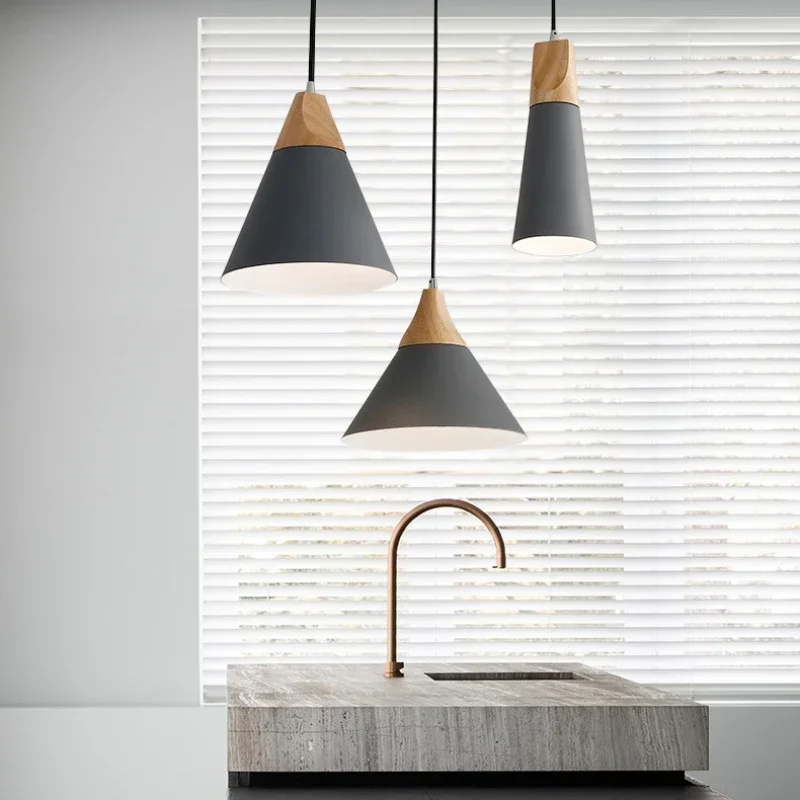Suspension bois naturel design scandinave nordique moderne salle à manger cuisine salon éclairage chaleureux économique élégant