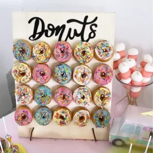 Présentoir à donuts en bois design festif mariage anniversaire baby shower déco buffet desserts événement fun amusant panneau bois naturel donuts Présentoir à donuts en bois design festif mariage anniversaire baby shower déco buffet desserts événement fun amusant panneau bois naturel donuts