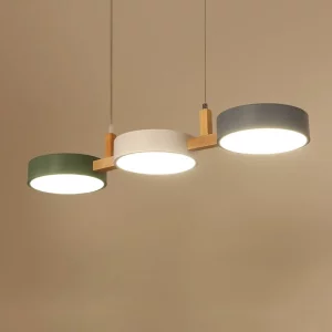 Suspension LED bois naturel design nordique moderne avec abat-jour métal salon salle à manger cuisine éclairage chaleureux économie d’énergie Suspension LED bois naturel design nordique moderne avec abat-jour métal salon salle à manger cuisine éclairage chaleureux économie d’énergie