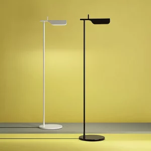 Lampadaire moderne minimaliste design italien post-moderne lampe d’angle de chambre de salon de maison de luxe éclairage simple et élégant Lampadaire moderne minimaliste design italien post-moderne lampe d’angle de chambre de salon de maison de luxe éclairage simple et élégant
