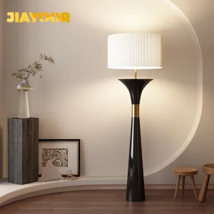 Lampadaire LED bois noyer style médiéval français décoration intérieure moderne lumière chaleureuse économie d’énergie chambre salon éclairage élégant Lampadaire LED bois noyer style médiéval français décoration intérieure moderne lumière chaleureuse économie d’énergie chambre salon éclairage élégant