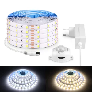 Bande LED capteur de mouvement étanche éclairage d’ambiance moderne cuisine couloir escalier chambre économies d’énergie design discret montage facile Bande LED capteur de mouvement étanche éclairage d’ambiance moderne cuisine couloir escalier chambre économies d’énergie design discret montage facile