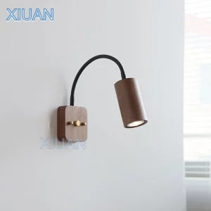 Applique murale bois naturel design vintage moderne avec bras flexible LED éclairage chambre lecture élégance chaleureuse économique