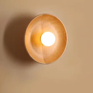 Plafonnier bois naturel design scandinave nordique éclairage chaleureux chambre salon bureau économie d’énergie élégance durable
