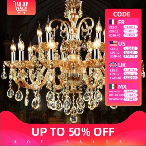 Lustre en cristal doré design baroque plafonnier LED éclairage salon table à manger lumière élégante ambiance sophistiquée Lustre en cristal doré design baroque plafonnier LED éclairage salon table à manger lumière élégante ambiance sophistiquée