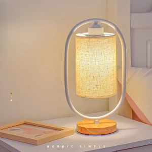 Lampe de table bois naturel design scandinave lumière d’ambiance chambre salon éclairage chaleureux minimaliste élégant