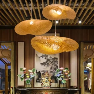 Suspension en bambou et bois design asiatique naturel éclairage chaleureux pour salon restaurant décoration authentique élégante économie d’énergie