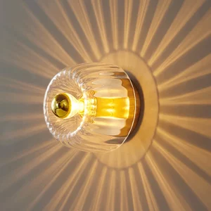 Plafonnier LED verre moderne design épuré lumière douce décoration intérieure salon chambre écoénergétique élégant Plafonnier LED verre moderne design épuré lumière douce décoration intérieure salon chambre écoénergétique élégant