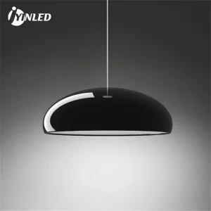 Suspension métal design moderne salle à manger cuisine salon lumière intérieure contemporaine épurée élégance industrielle éclairage fonctionnel Suspension métal design moderne salle à manger cuisine salon lumière intérieure contemporaine épurée élégance industrielle éclairage fonctionnel