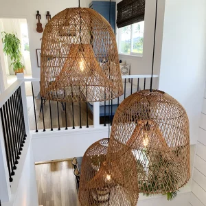Suspension en rotin style bohème intérieur naturel luminaire handmade éclairage salon chambre cuisine design rustique moderne élégant Suspension en rotin style bohème intérieur naturel luminaire handmade éclairage salon chambre cuisine design rustique moderne élégant