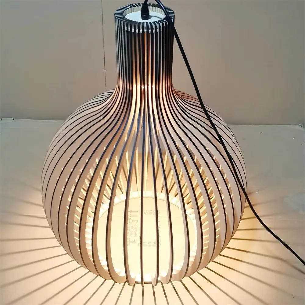 Plafonnier LED bois naturel design nordique moderne éclairage chaleureux économique élégant