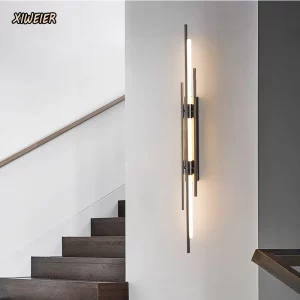 Applique murale moderne minimaliste cuivre lumière LED épurée design contemporain salle à manger salon entrée hall escalier restaurant élégance naturelle économique