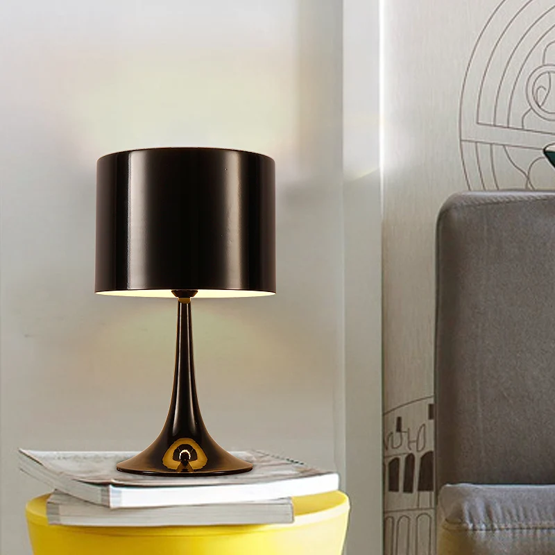 Lampadaire moderne design minimaliste en métal noir éclairage ambiant élégant pour salon chambre bar restaurant
