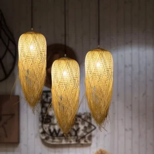 Suspension en rotin tissé design naturel style bohème lumière chaleureuse salle à manger salon déco intérieure éclairage artisanal moderne économie d’énergie Suspension en rotin tissé design naturel style bohème lumière chaleureuse salle à manger salon déco intérieure éclairage artisanal moderne économie d’énergie