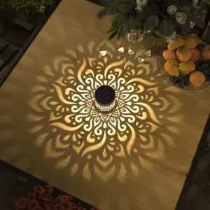 Applique murale solaire métal motif arabesque extérieur décoration jardin patio Halloween Noël Applique murale solaire métal motif arabesque extérieur décoration jardin patio Halloween Noël