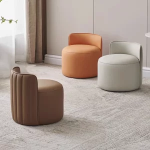Tabouret minimaliste rembourré en tissu design moderne avec dossier intégré  salon chambre coin lecture  couleurs tendances  confortable et élégant