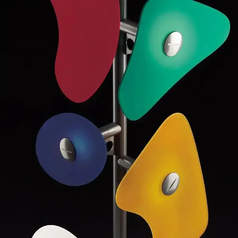 Lampadaire scandinave créatif LED design moderne avec 5 abat-jour colorés pour salon chambre éclairage artistique et chaleureux