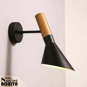 Applique murale nordique en bois et métal noir design scandinave moderne éclairage chaleureux salon chambre économique élégant