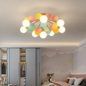 Plafonnier design nordique moderne avec sphères colorées luminaire décoratif pour chambre d’enfant salon ou espace ludique Plafonnier design nordique moderne avec sphères colorées luminaire décoratif pour chambre d’enfant salon ou espace ludique