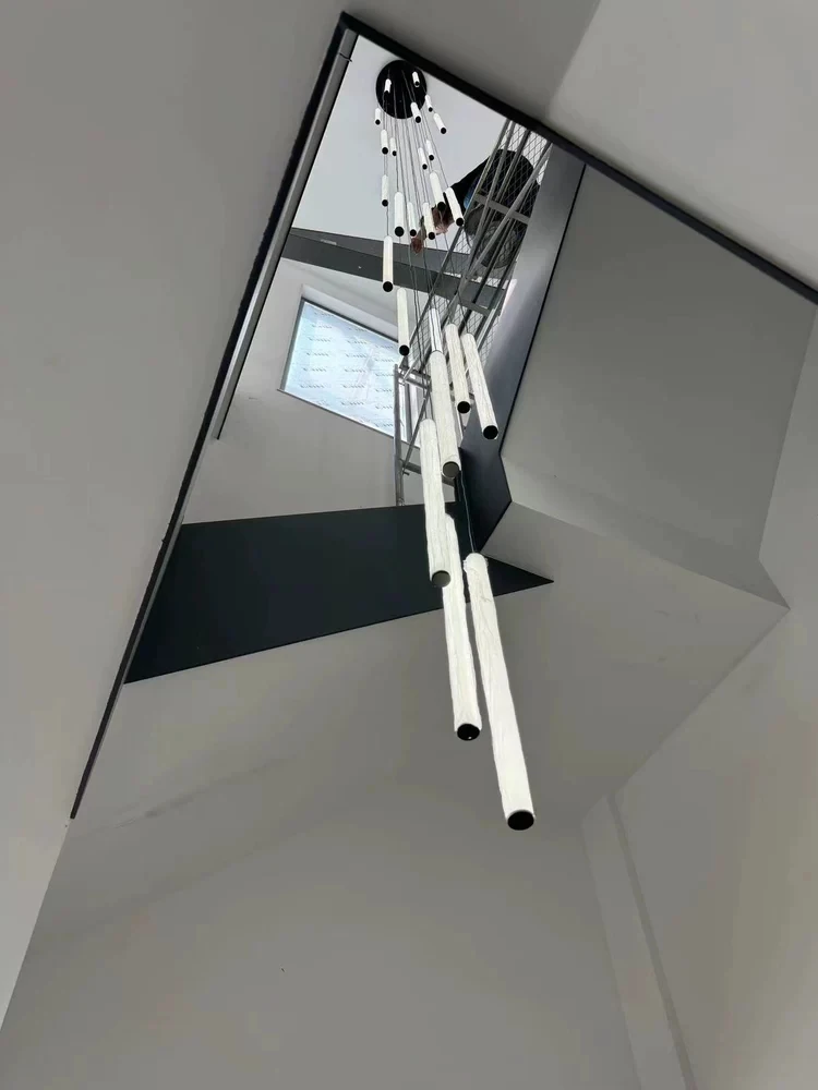 Suspension métal et verre design moderne épuré lumières douces économie d’énergie décoration intérieure haut plafond cascade haute qualité