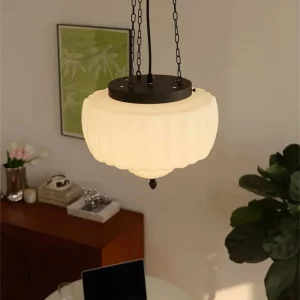 Suspension en verre blanc cassé design classique vintage salon salle à manger éclairage diffuse moderne lumière douce déco intérieure Suspension en verre blanc cassé design classique vintage salon salle à manger éclairage diffuse moderne lumière douce déco intérieure