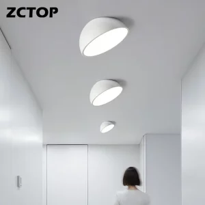 Plafonnier LED design nordique moderne luminaire décoratif plafond lumière douce blanc mat chambre couloir escalier éclairage économique élégance scandinave Plafonnier LED design nordique moderne luminaire décoratif plafond lumière douce blanc mat chambre couloir escalier éclairage économique élégance scandinave